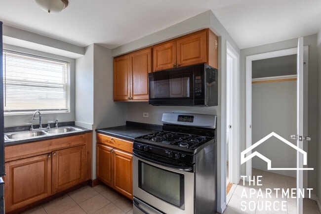 Photo - 1310 S 51st Ct Unidad 202