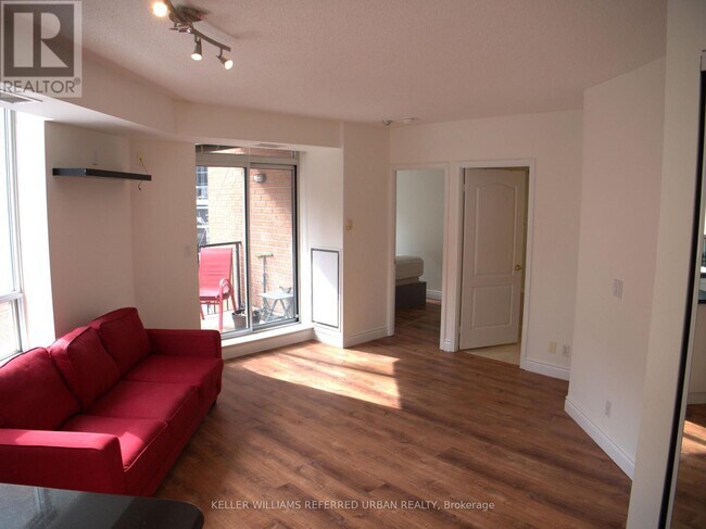 Photo - 20 Collier St