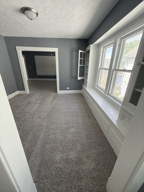 Photo - 15005 Lucknow Ave