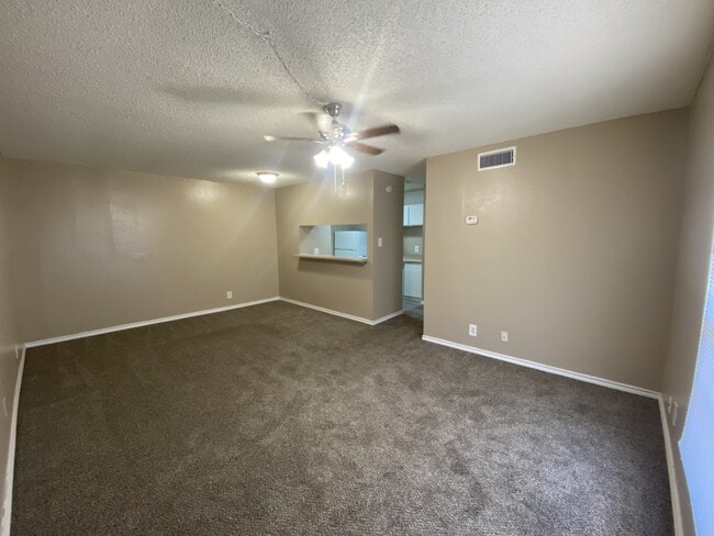 Photo - Edinburg Place Apartments