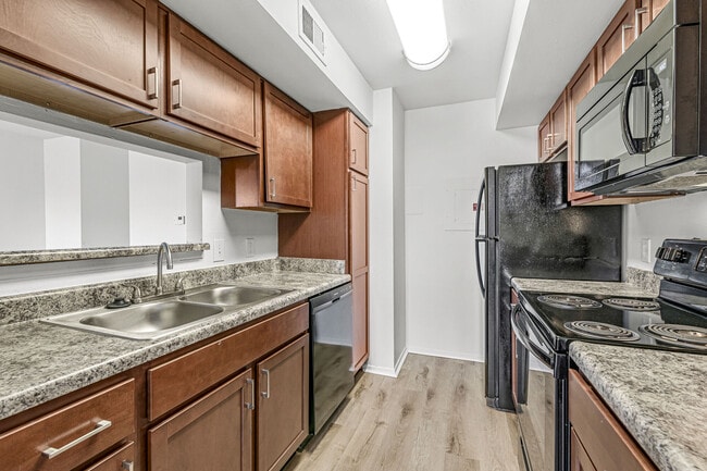 Photo - Enclave at Eagle Creek Apartments