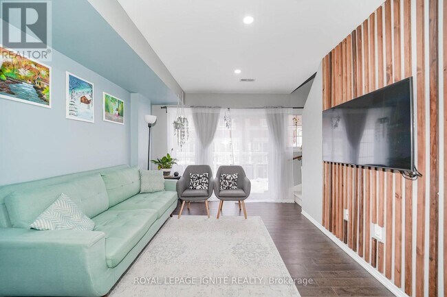 Photo - 9 Cooperage Ln