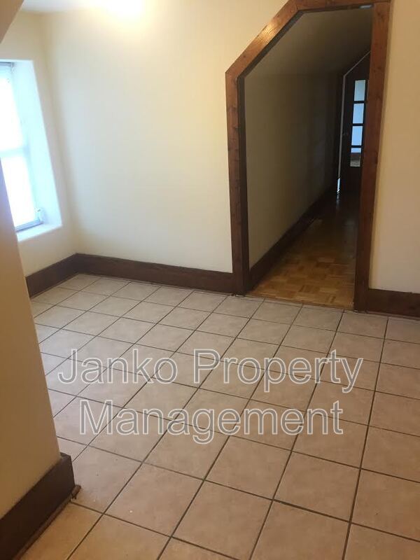 Photo - 2855 E 82nd St Unit 3F