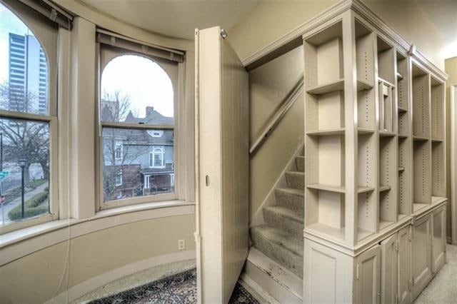 Photo - 402 W Washington St Unit Historic Downtown 3rd Floor Apartment