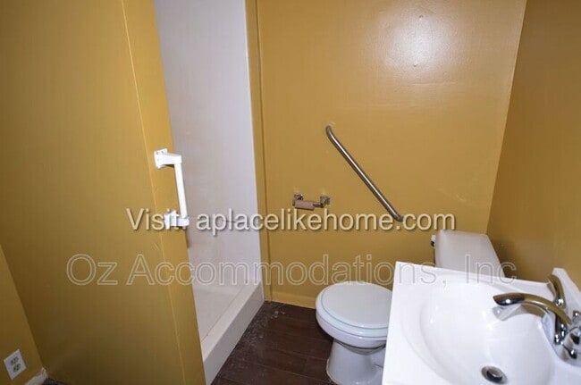 Photo - 209 Orchard St