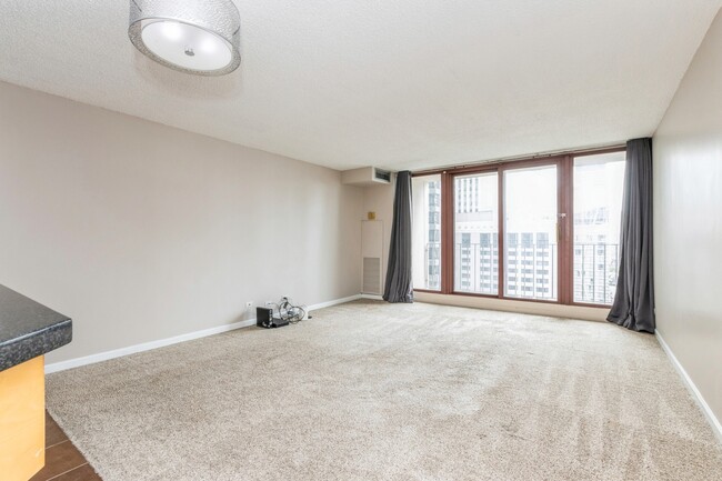 Photo - 200 N Dearborn St Unit 2803