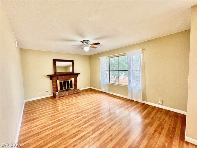 Photo - 4245 Newhaven Dr