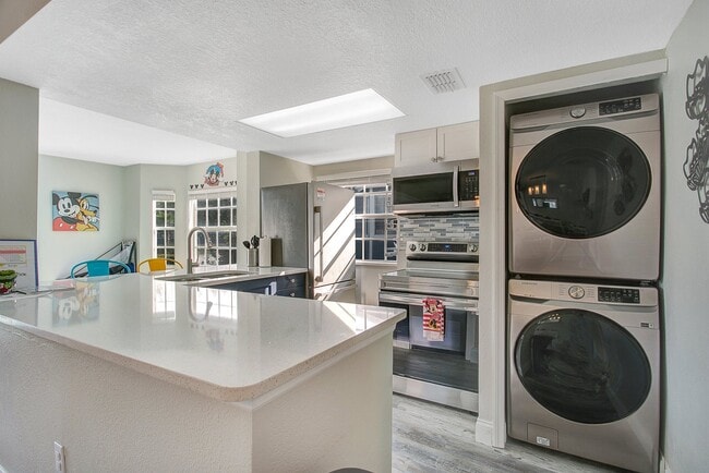 Photo - 141 Coco Plum Dr