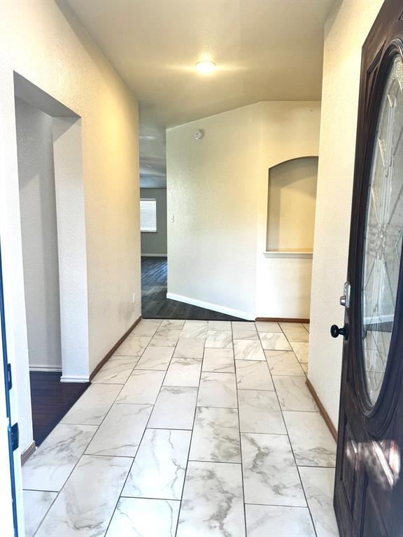 Photo - 1712 Darjeeling Dr