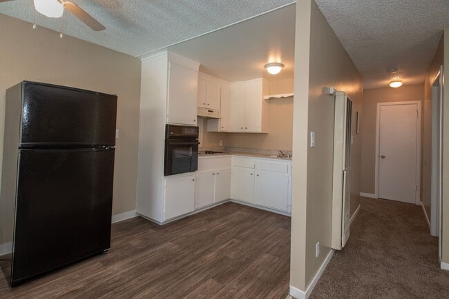 Corabel Lane Apartments