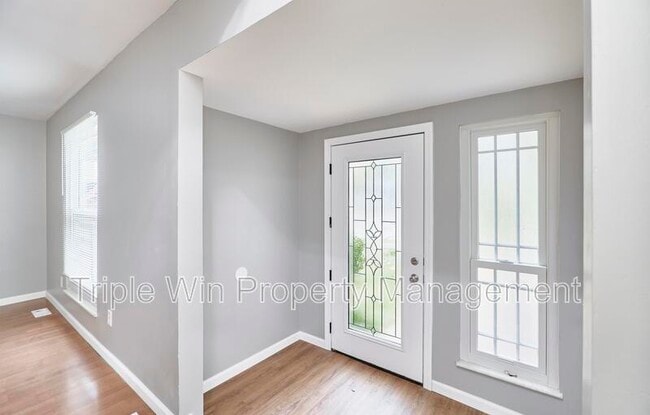 Photo - 1661 Rishon Hill Dr