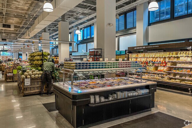 Interior Photo - Hahne and Co. Rental