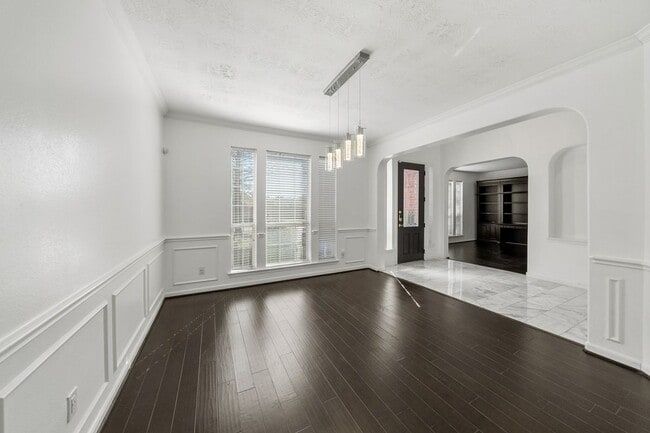 Photo - 1922 Lake Grayson Dr