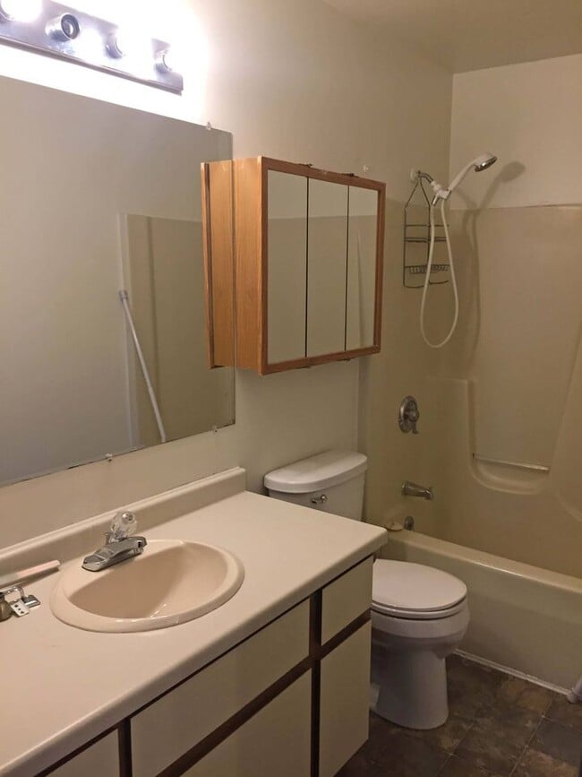 Photo - 270 Shannon Ct Unidad #2