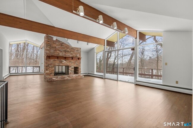 Photo - 304 Olmstead Hill Rd