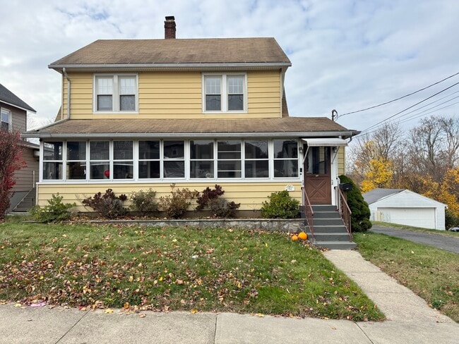 Photo - 162 High St Unit 2nd floor