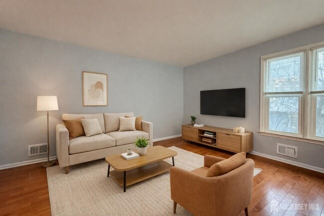 Photo - 6 Allison Dr