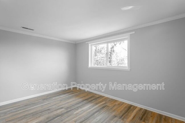 Photo - 719 Mcgowan Rd