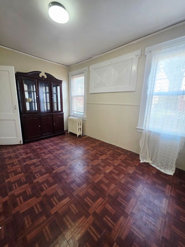 Photo - 23 Maple Pl