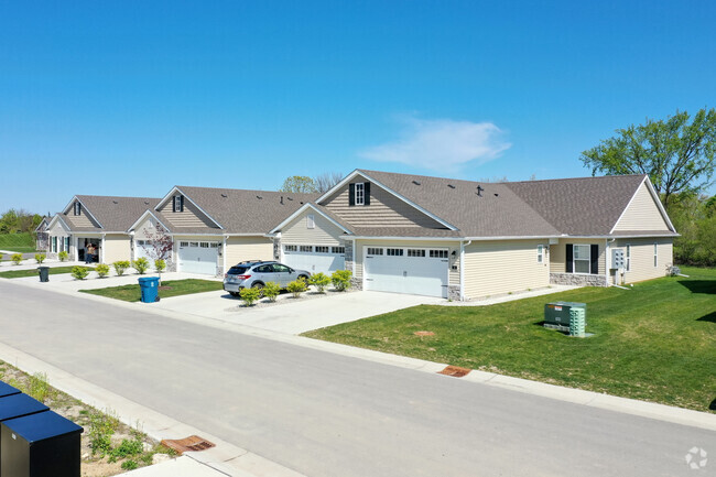 Building Photo - The Encore at Fallen Timbers Rental