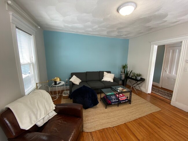 37 Cameron Ave Unit 1