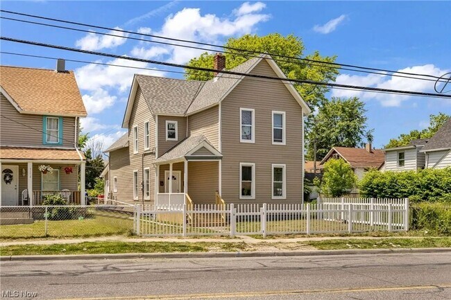 Photo - 3172 W 73rd St Unit 2