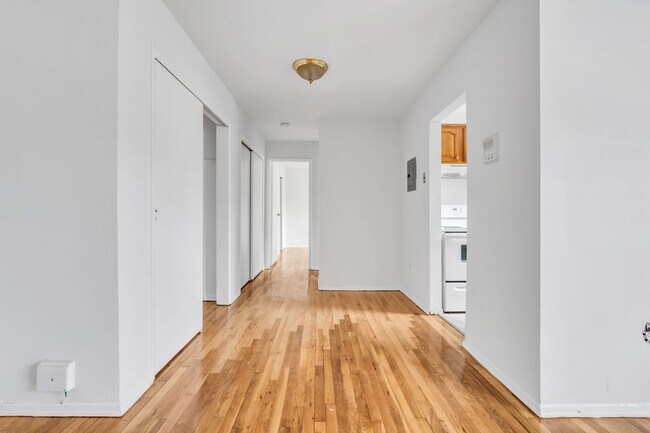 5th Avenue Apartments