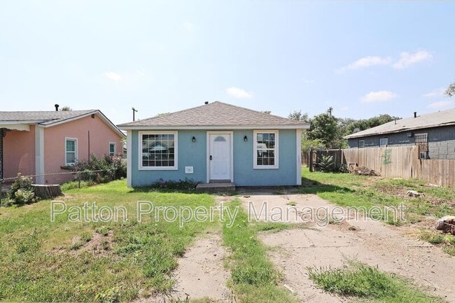 Building Photo - 4006 SE 12th Ave Rental