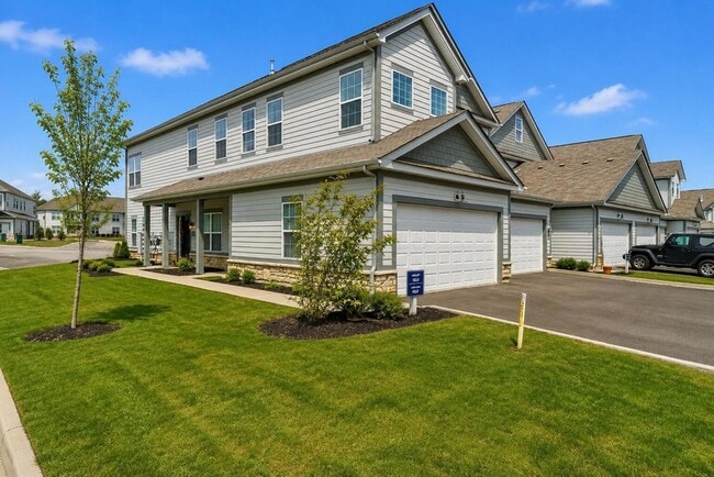 Photo - 800 Redwood Ln
