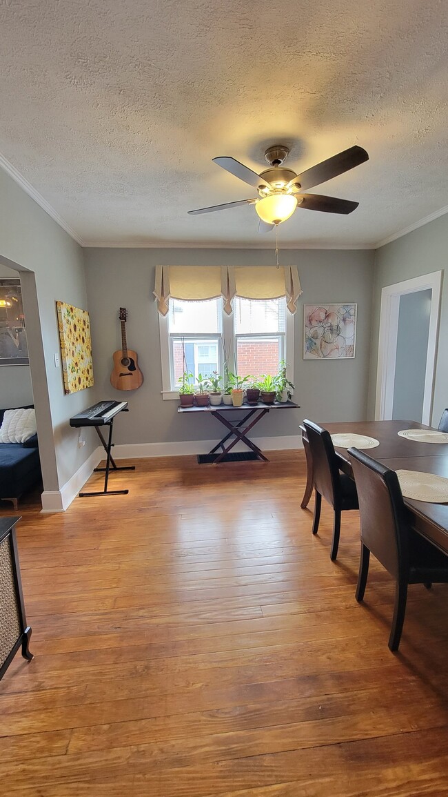 137 Garrett Ave