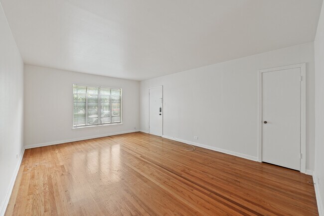 Photo - 417 W Gramercy Pl Unidad 1