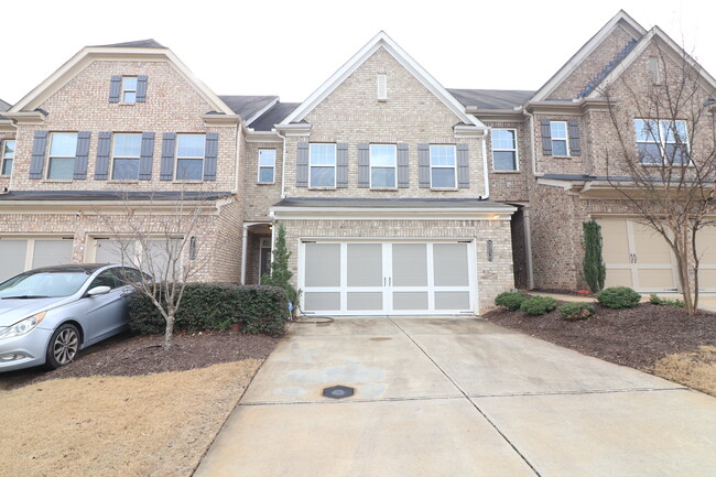 Photo - 7150 Post Rd