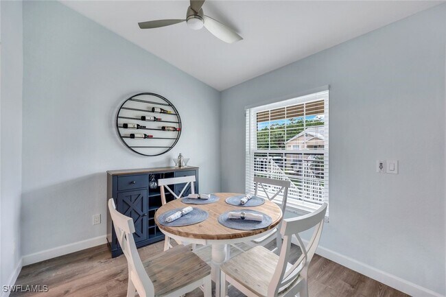 Photo - 774 Wiggins Lake Dr Unit 203