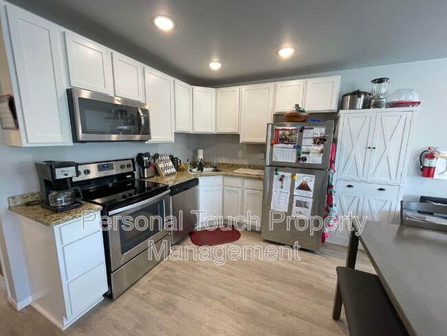 Photo - 808 7th Ave S Unit 5