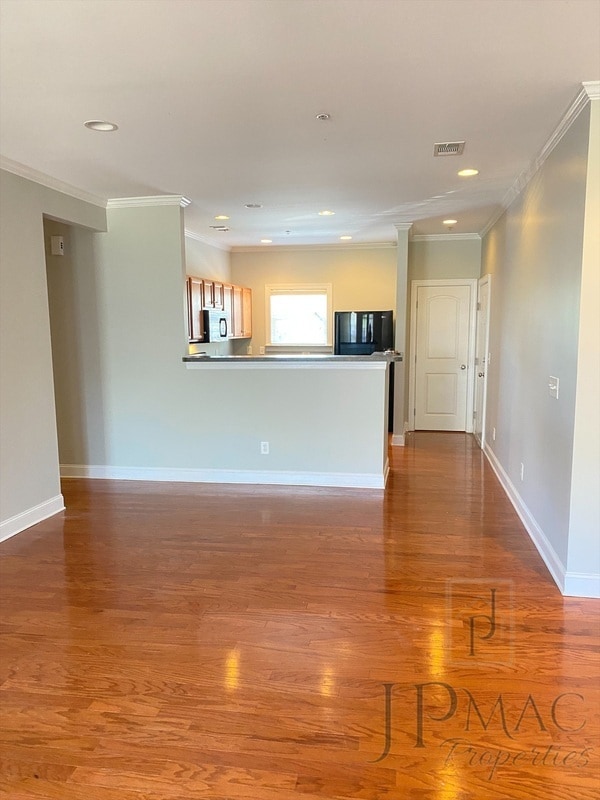 364 Easterlin Way