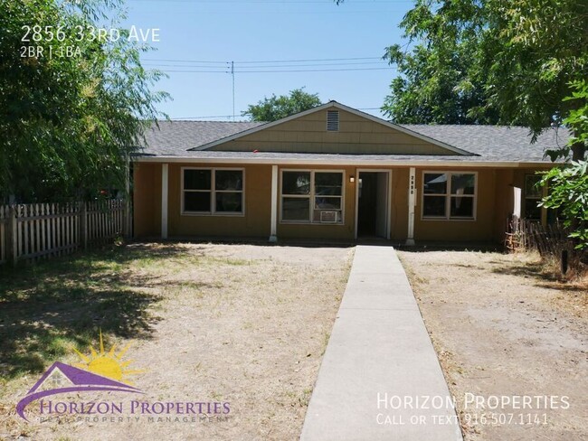 Cozy 2 Bed 1 Bath 700 sqft Sacramento Triplex - Cozy 2 Bed 1 Bath 700 sqft Sacramento Triplex House