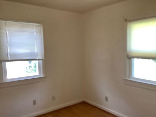 4609 Fairmont Ave