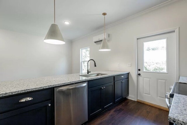 Photo - 5551 Stream Ln