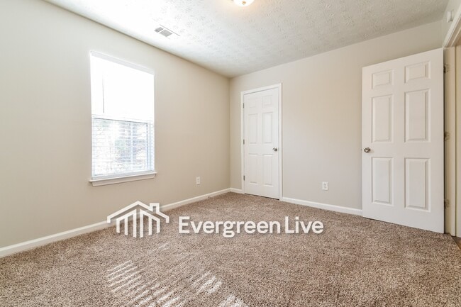 Photo - 6971 Red Bone Way