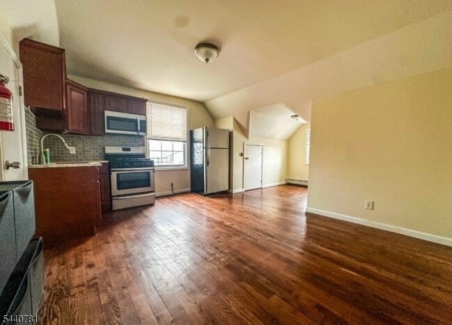Photo - 19 Walnut Terrace