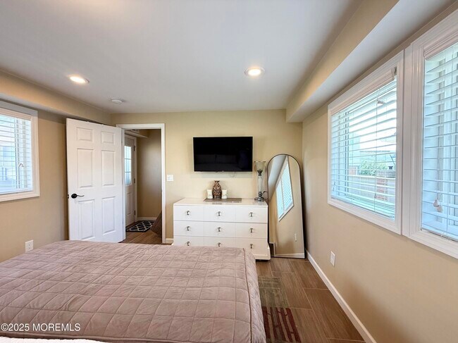 Photo - 5 Marius Ln Unit A