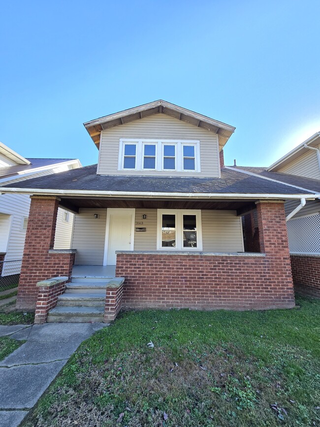 Building Photo - 2663 Chesterfield Ave