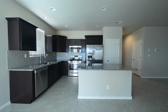 Photo - 1426 Valle Vista Rd NW