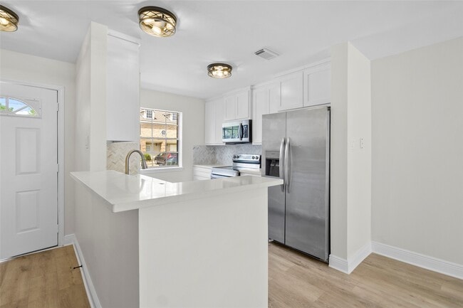 Photo - 2030 Plantation Dr