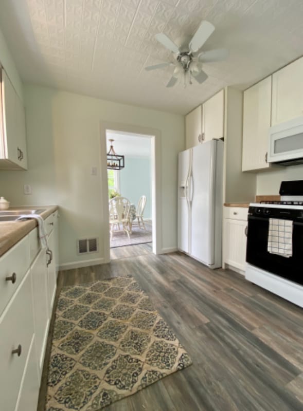 Photo - 227 Green Oak Dr