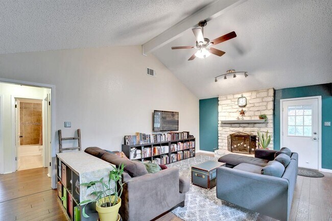 Photo - 506 S Mt Rushmore Dr