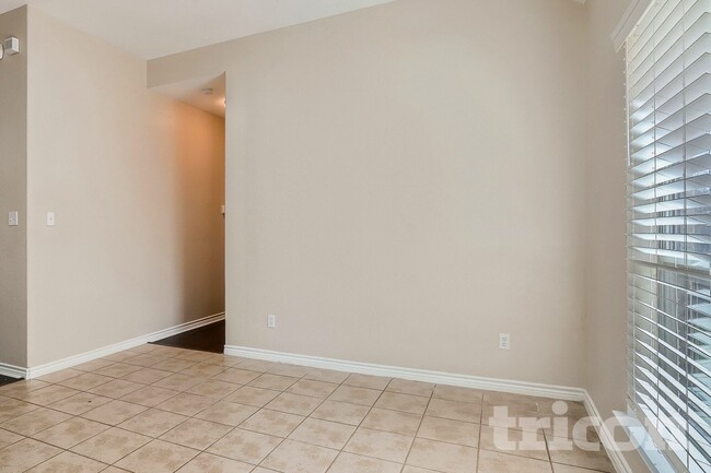 Photo - 214 Bob White Dr