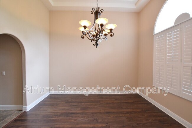 Photo - 1036 Shadowmoss Cir