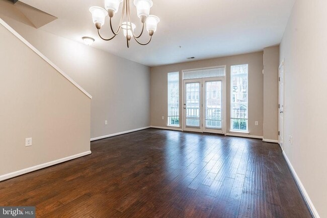 Photo - 42769 Keiller Terrace