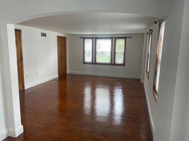 Photo - 80 Gladeside Ave Unidad 1